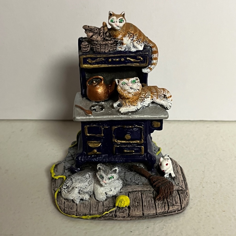 Vintage Pewter Image Limited Edition Hand Painted Cat Figure Mouse Cats